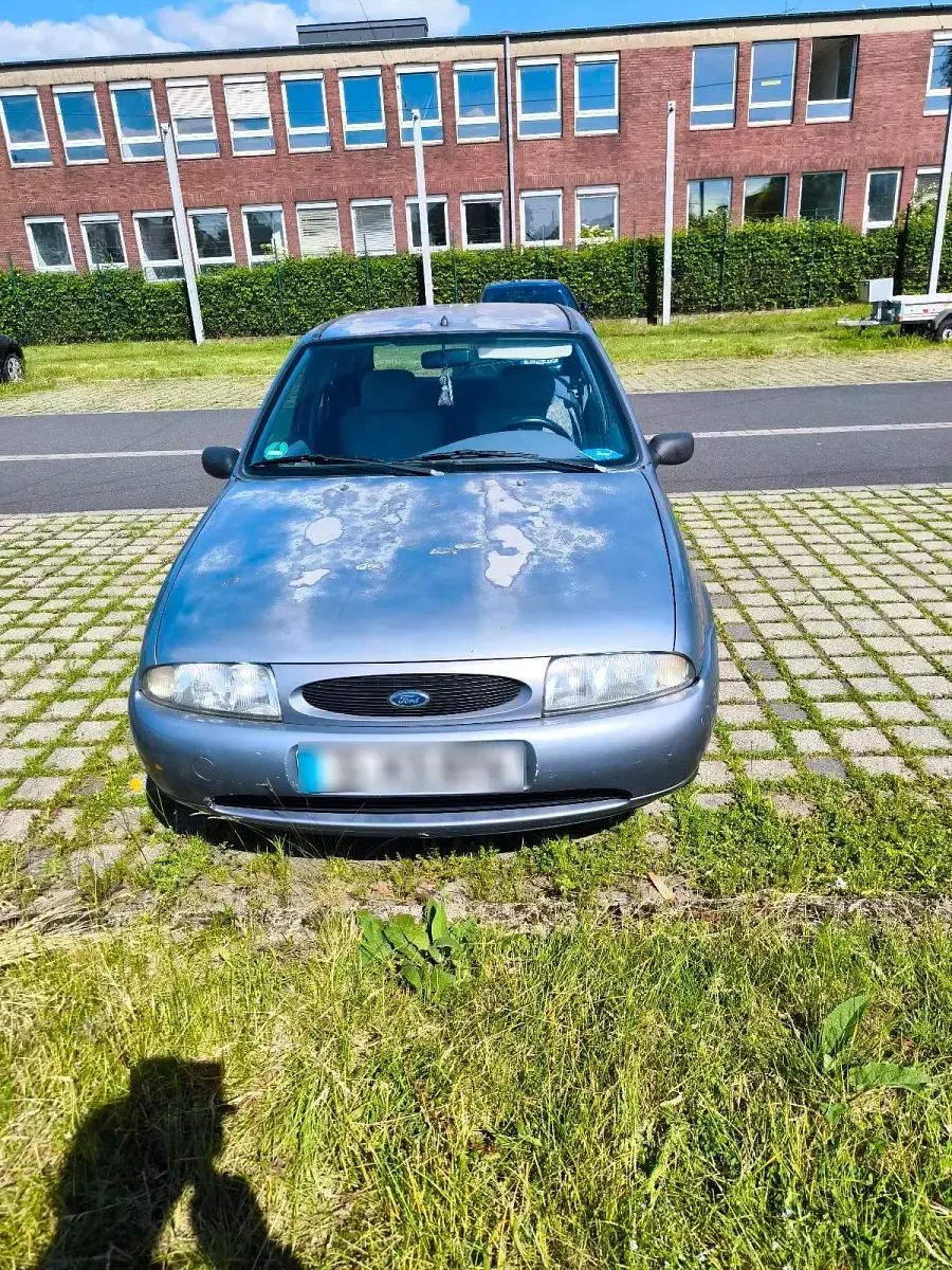 Gebraucht Ford Fiesta 1997 Silber Kleinwagen