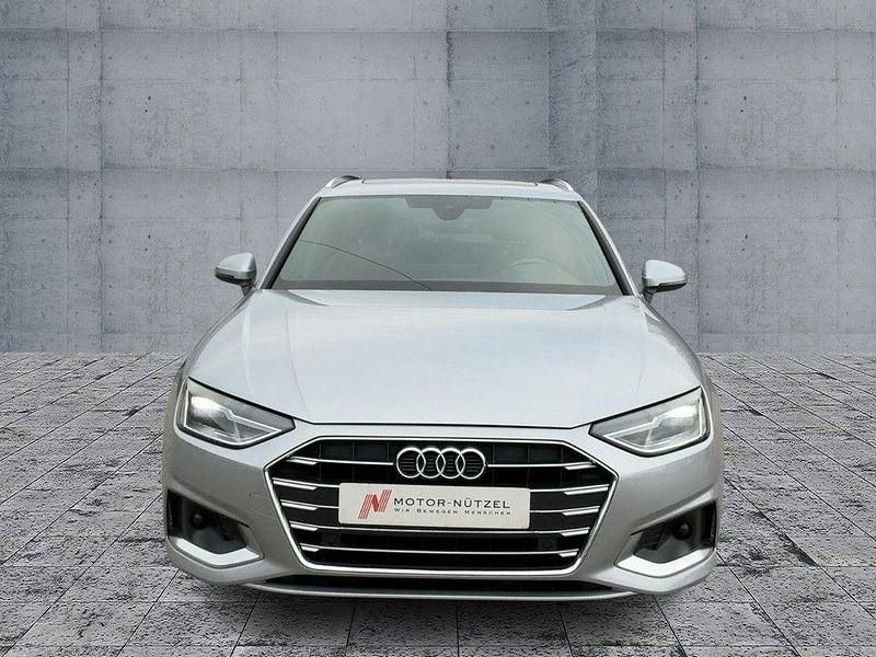 Gebraucht Audi A4 Advanced 136 PS (100 kW) 2023 Florettsilber metallic Kombi