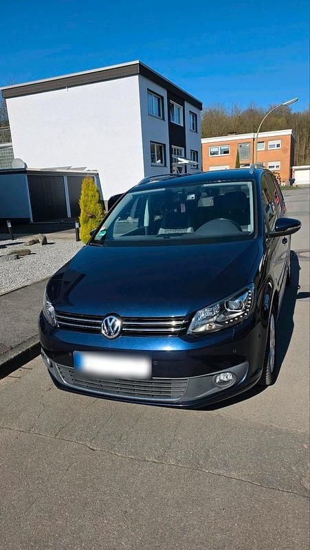Gebraucht VW Touran Life 140 PS (102 kW) 2013 Blau Van / Kleinbus