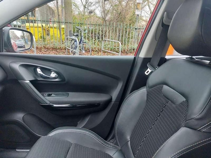 Gebraucht Renault Kadjar LIMITED 140 PS (102 kW) 2018 Rot SUV