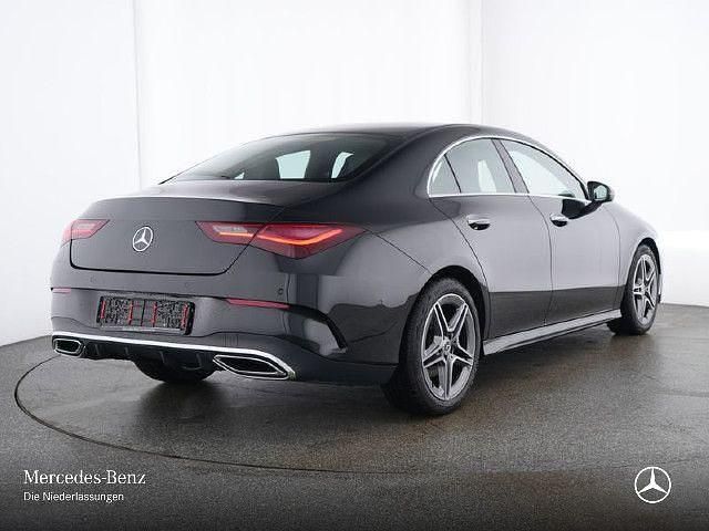 Schwarz Gebraucht 2024 Mercedes CLA200 Premium Limousine | 34.990 € (Fairer Preis) - Bild 1/4