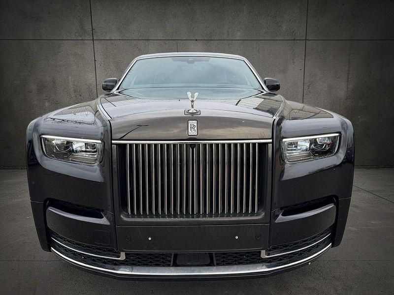Neu Rolls Royce Phantom 600 PS (441 kW) 2026 Schwarz Limousine