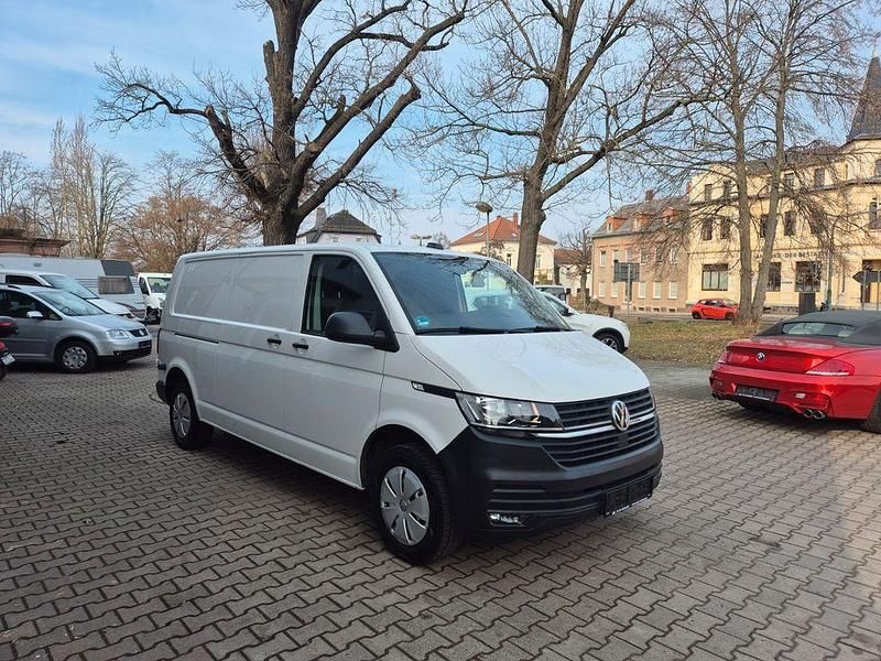 Gebraucht VW T6.1 150 PS (110 kW) 2023 Weiß Van