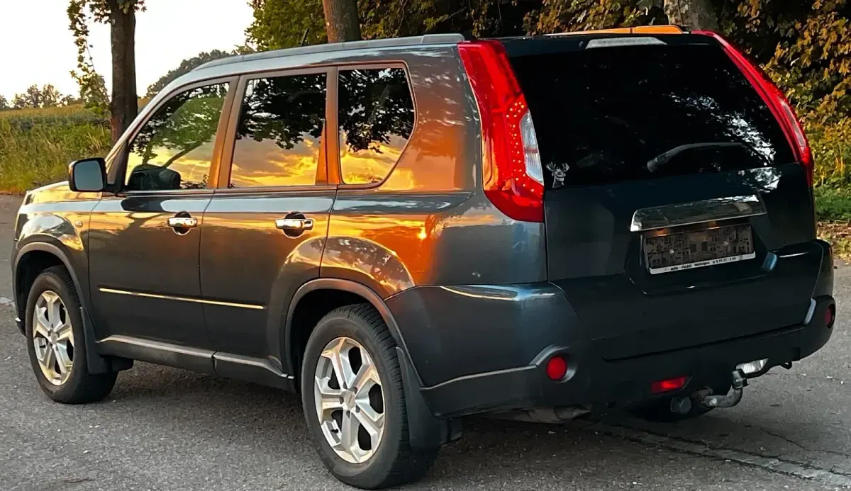 Gebraucht Nissan X-Trail SE 173 PS (127 kW) 2011 Grün SUV