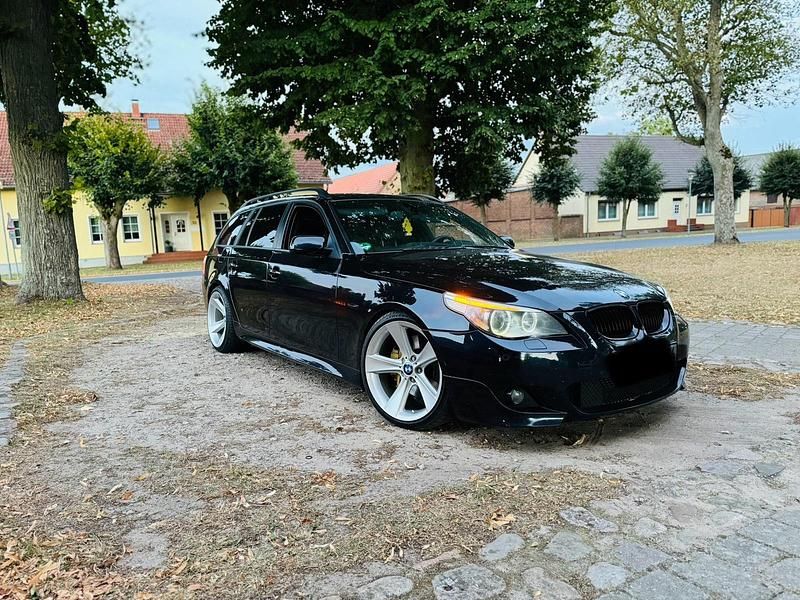 Schwarz Gebraucht 2005 BMW 535 M Sport Kombi | 7.000 € (Fairer Preis) - Bild 1/4