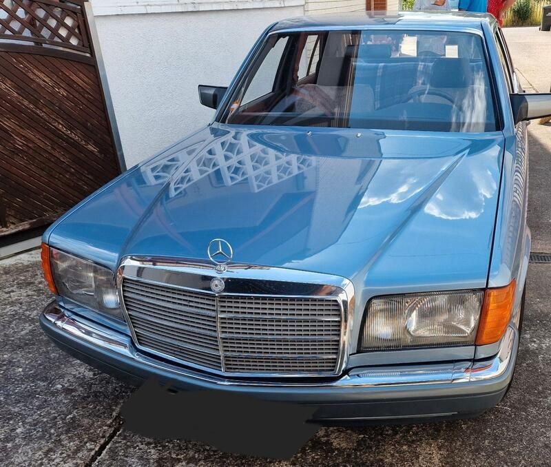 Blau Gebraucht 1987 Mercedes 300 Limousine | 18.000 € - Bild 1/4