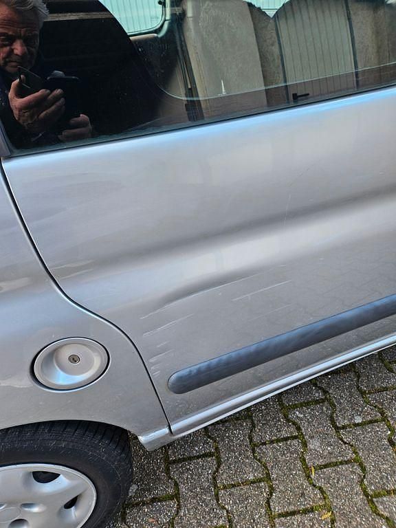 Gebraucht Citroën Berlingo 109 PS (80 kW) 2001 Grau Van / Kleinbus