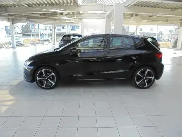 Gebraucht Seat Ibiza FR 116 PS (85 kW) 2024 Mitternachtsschwarz Kleinwagen