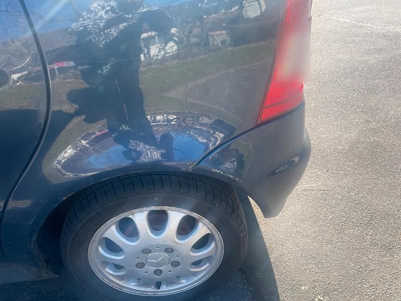 Gebraucht Mercedes A140 82 PS (60 kW) 2000 Blau Limousine