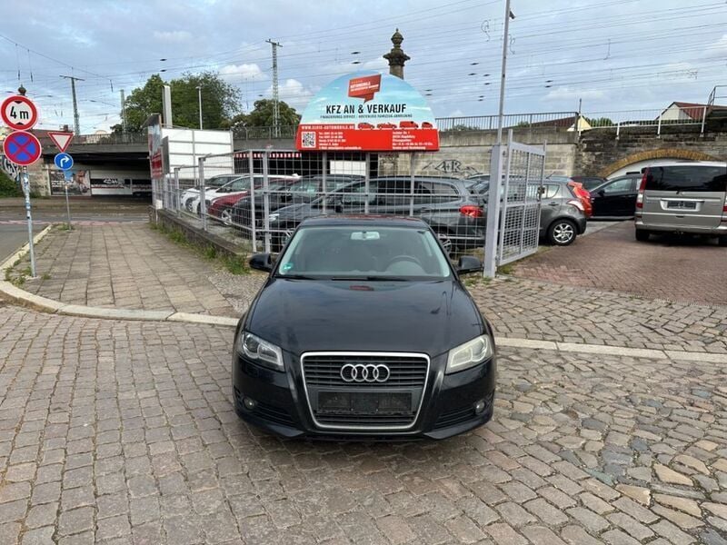 Schwarz Gebraucht 2009 Audi A3 Ambiente Limousine | 2.990 € (Fairer Preis) - Bild 1/4