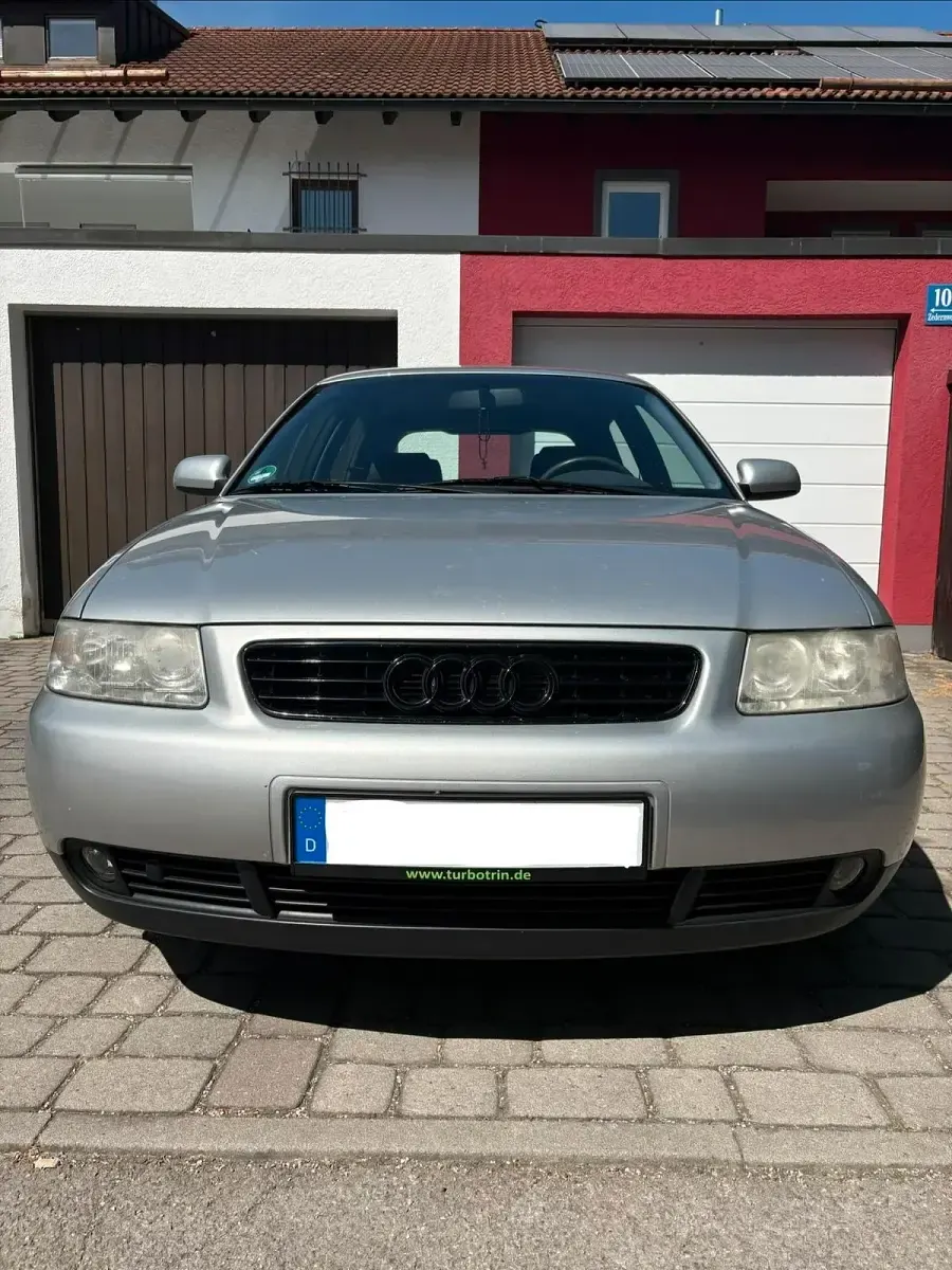Używany Audi A3 102 KM (75 kW) 2002 Srebrny Hatchback