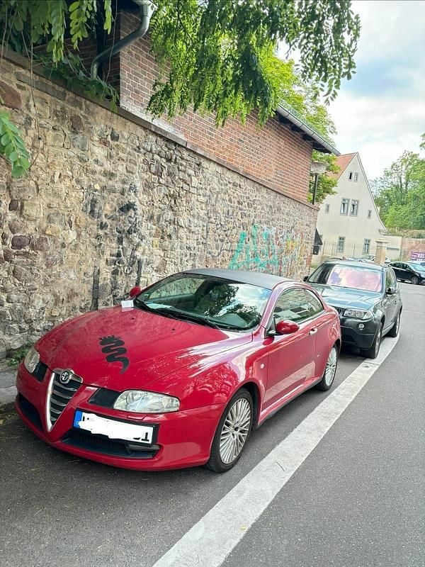 Rot Gebraucht 2004 Alfa Romeo GT Coupé | 2.500 € (Superpreis) - Bild 1/4