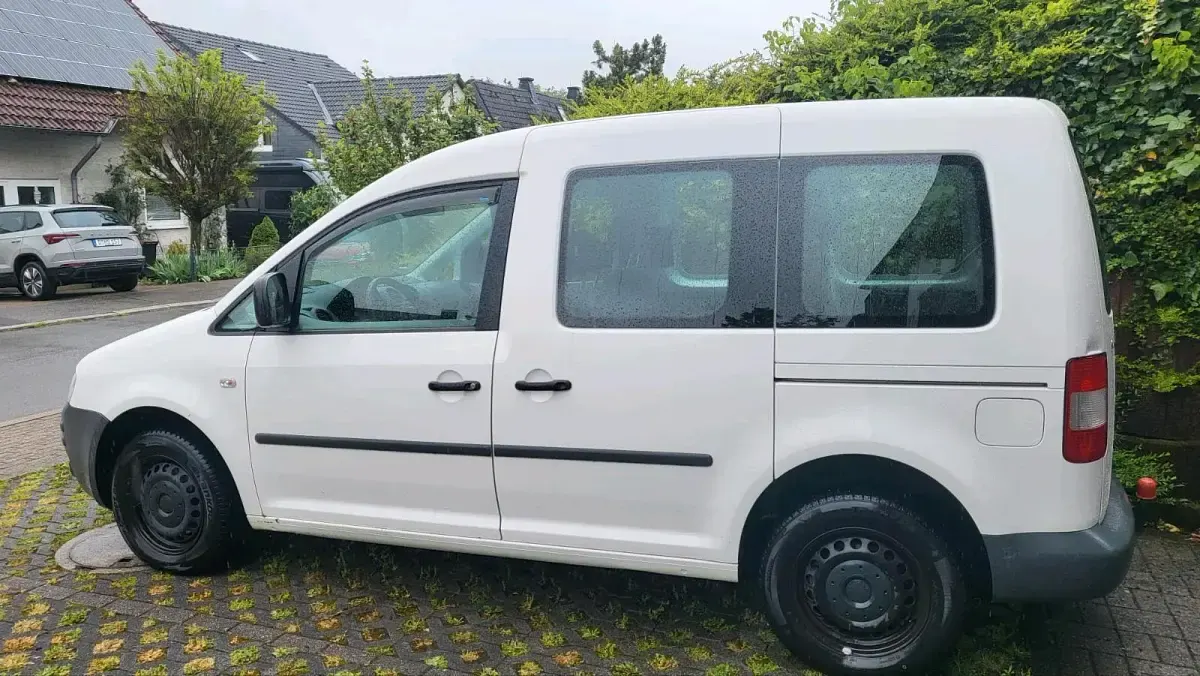 Occasion VW Caddy 102 ch (75 kW) 2008 Blanc Monospace