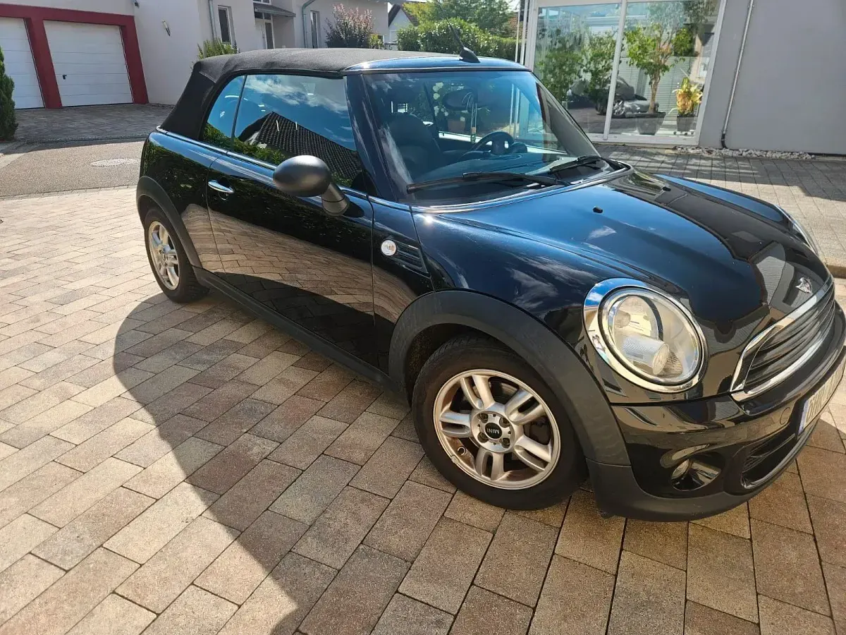 Gebraucht Mini ONE 98 PS (72 kW) 2012 Schwarz Kleinwagen