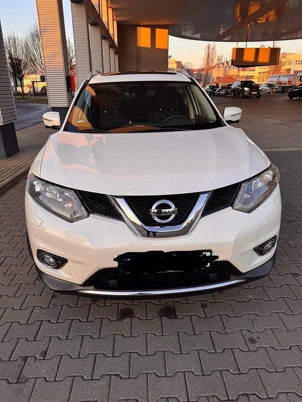 Weiß Gebraucht 2017 Nissan X-Trail SUV | 16.000 € (Fairer Preis) - Bild 1/4