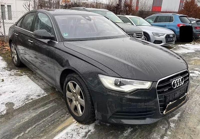 Grau Gebraucht 2014 Audi A6 Sport Limousine | 9.999 € (Guter Preis) - Bild 1/4