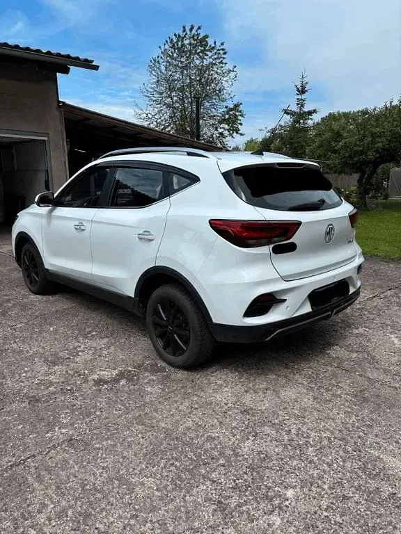 Gebraucht MG ZS 75 kW (102 PS) 2022 Weiß SUV