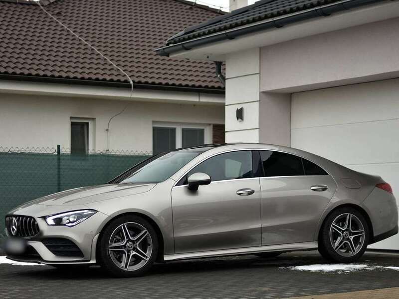 Grau Gebraucht 2019 Mercedes CLA200 AMG line Coupé | 26.900 € (Fairer Preis) - Bild 1/4