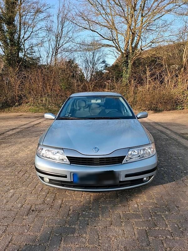 Gebraucht Renault Laguna II 107 PS (78 kW) 2003 Silber Limousine