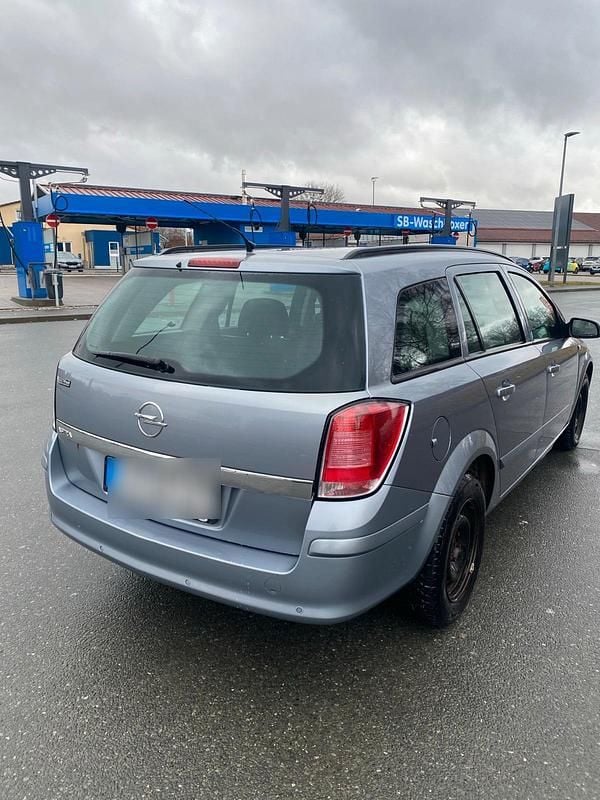 Gebraucht Opel Astra 116 PS (85 kW) 2009 Blau Kombi