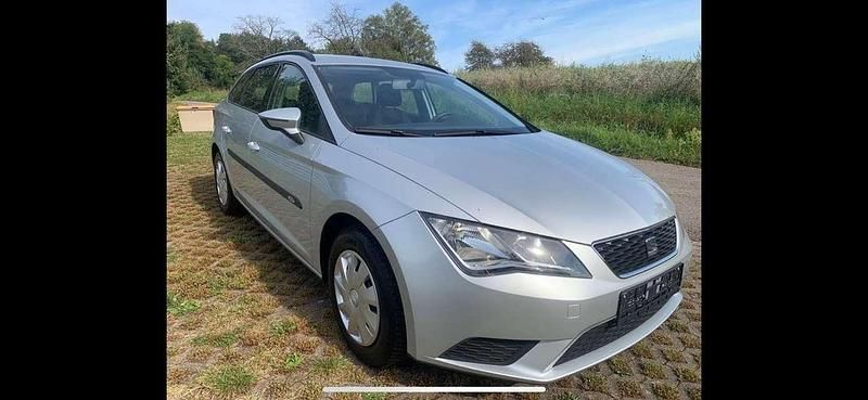 Gebraucht Seat Leon ST Reference 86 PS (63 kW) 2016 "estrella" silber Kombi