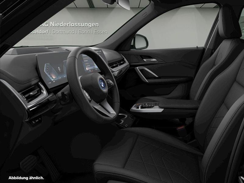Gebraucht BMW iX1 Performance 200 kW (272 PS) 2023 Schwarz SUV