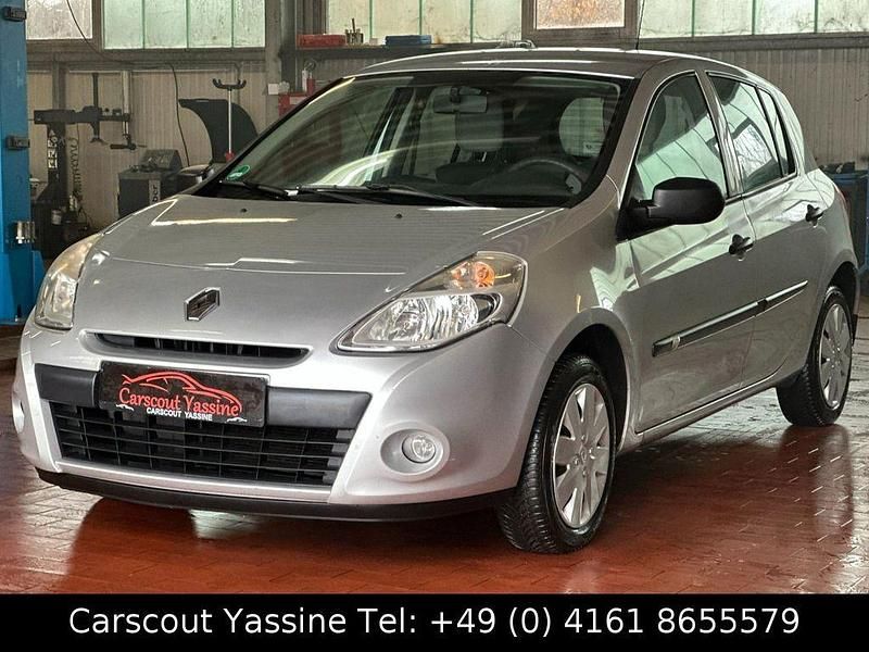 Gebraucht Renault Clio III Expression 75 PS (55 kW) 2010 Grau Limousine