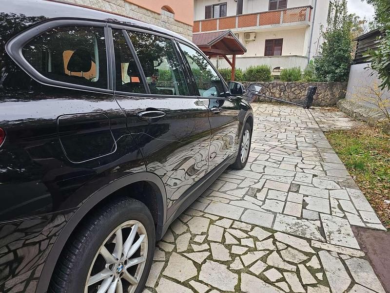 Gebraucht BMW X1 140 PS (102 kW) 2018 Schwarz SUV