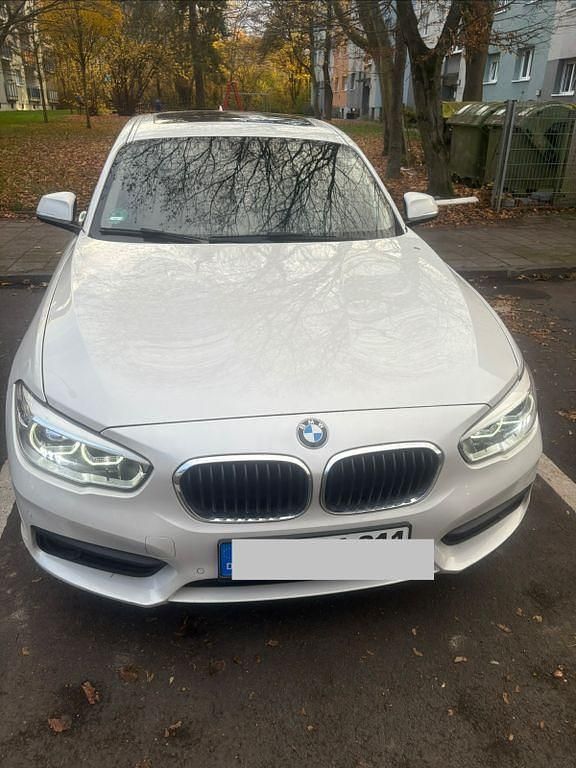 Weiß Gebraucht 2015 BMW 120 Advantage Kleinwagen | 14.000 € (Fairer Preis) - Bild 1/4