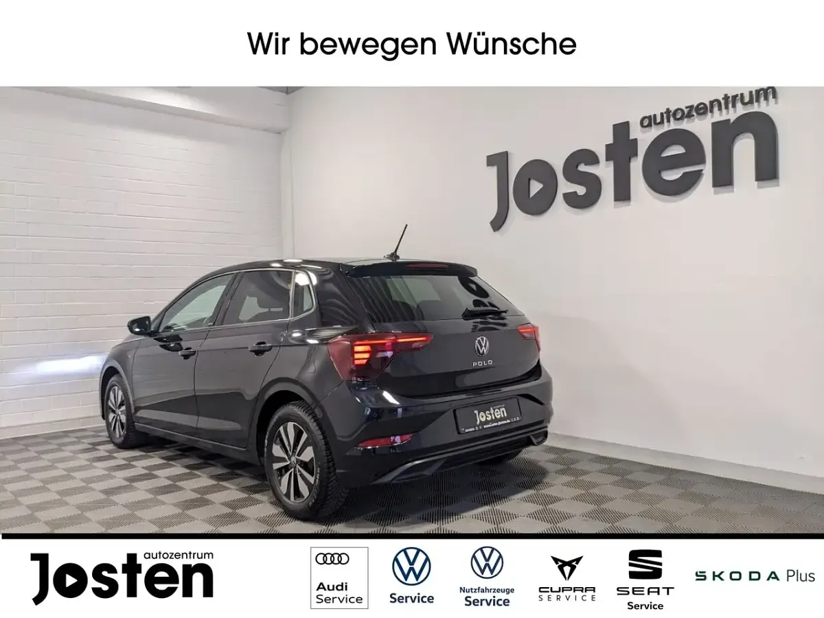 Gebraucht VW Polo Move 95 PS (69 kW) 2024 Deep black perleffekt Kleinwagen