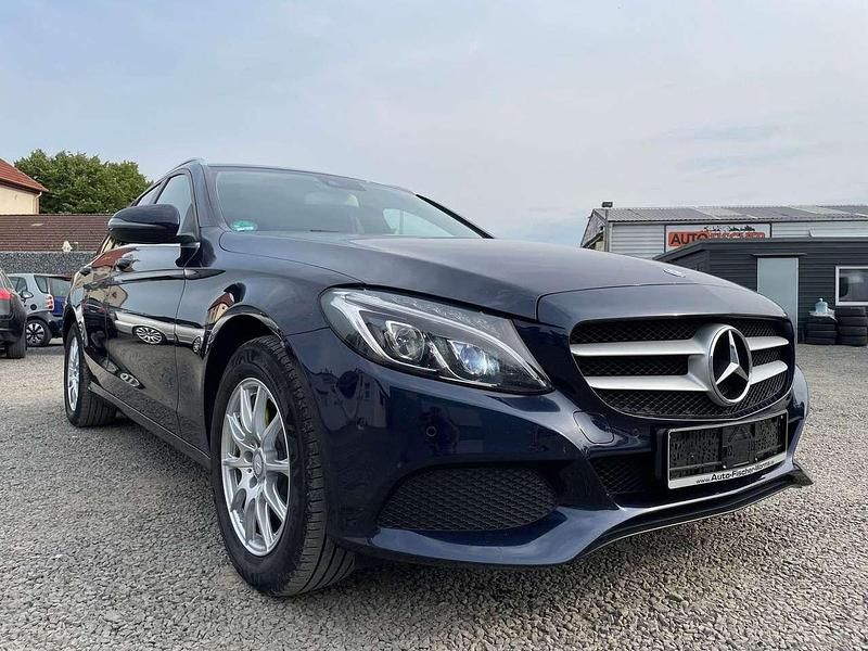 Cavansitblau Gebraucht 2016 Mercedes C220 Kombi | 13.800 € (Guter Preis) - Bild 1/4