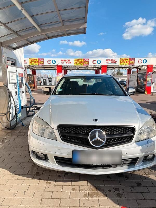 Gebraucht Mercedes C180 156 PS (114 kW) 2007 Silber Limousine