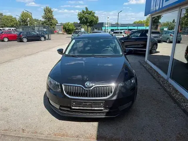 Gebraucht Skoda Octavia Style 150 PS (110 kW) 2016 Weiß Kombi