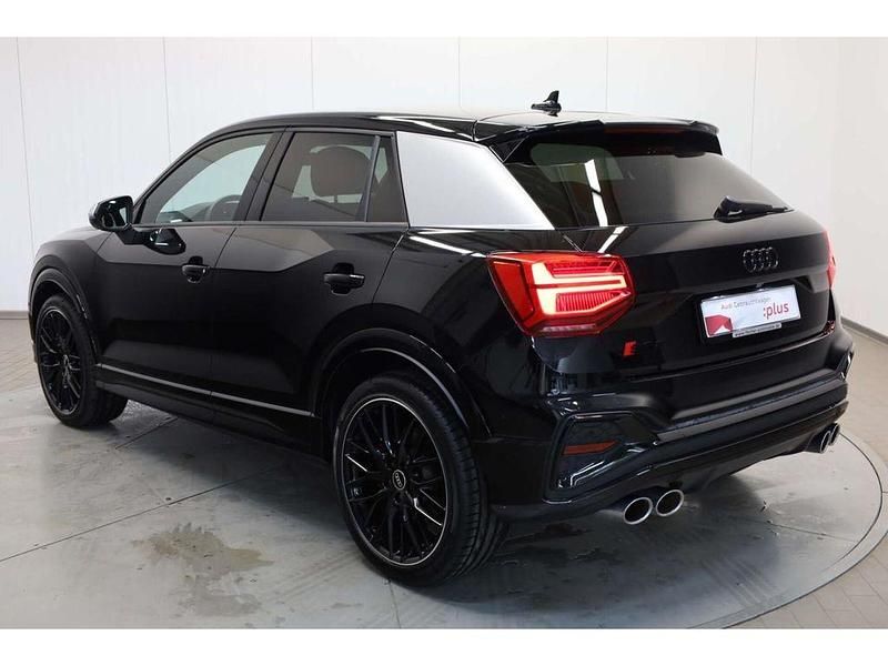 Gebraucht Audi SQ2 Ambiente 300 PS (220 kW) 2023 Schwarz SUV