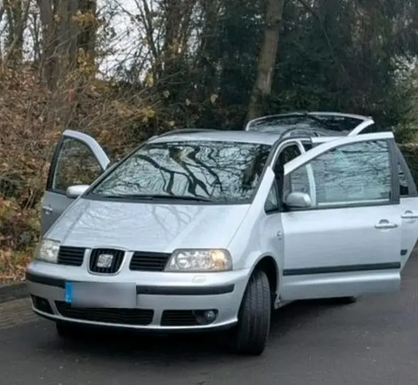Second-hand Seat Alhambra 140 CP (102 kW) 2008 Argintiu Monovolum