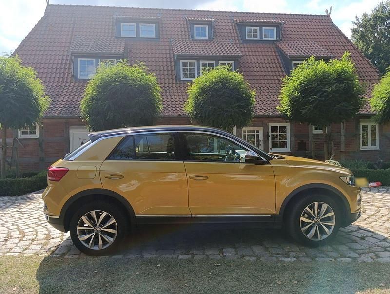 Gebraucht VW T-Roc 115 PS (84 kW) 2018 Gelb SUV