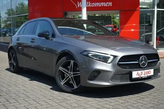 Gebraucht Mercedes A220 Progressive 190 PS (139 kW) 2018 Grau Limousine