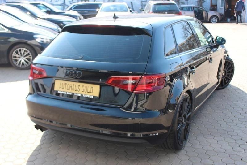 Gebraucht Audi A3 Attraction 122 PS (89 kW) 2013 Schwarz Limousine
