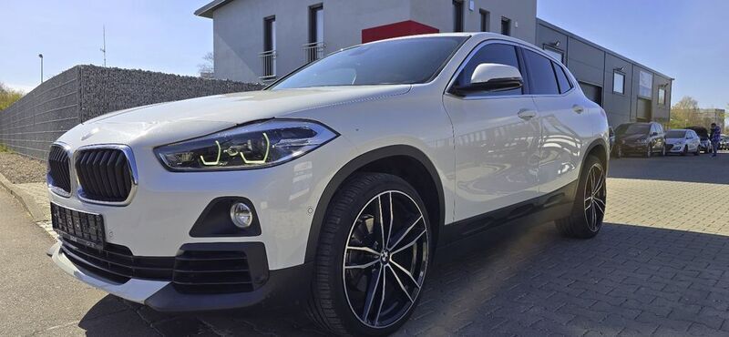 Weiß Gebraucht 2019 BMW X2 Sport Line SUV | 16.990 € (Guter Preis) - Bild 1/4