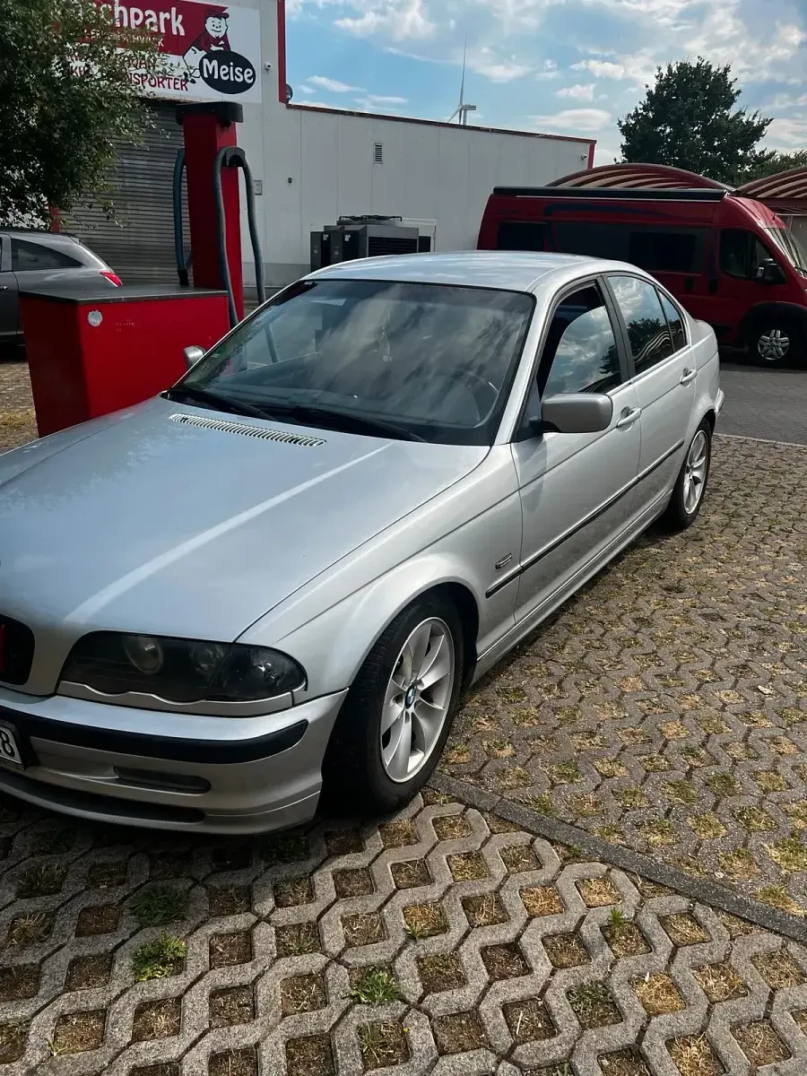 Gebraucht BMW 320 170 PS (125 kW) 1999 Grau Limousine