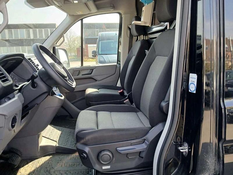 Gebraucht VW Crafter 177 PS (130 kW) 2023 Schwarz Van