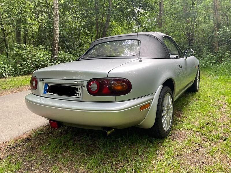 Gebraucht Mazda MX5 90 PS (66 kW) 1997 Silber Cabrio