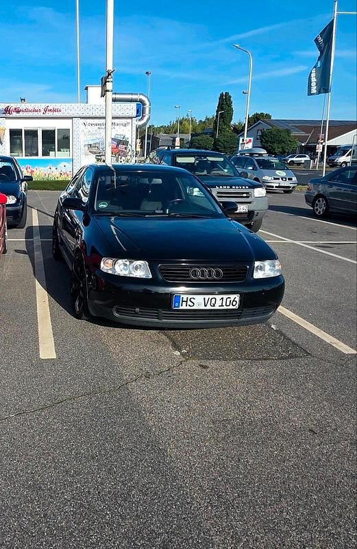 Schwarz Gebraucht 2001 Audi A3 Kleinwagen | 3.500 € - Bild 1/4