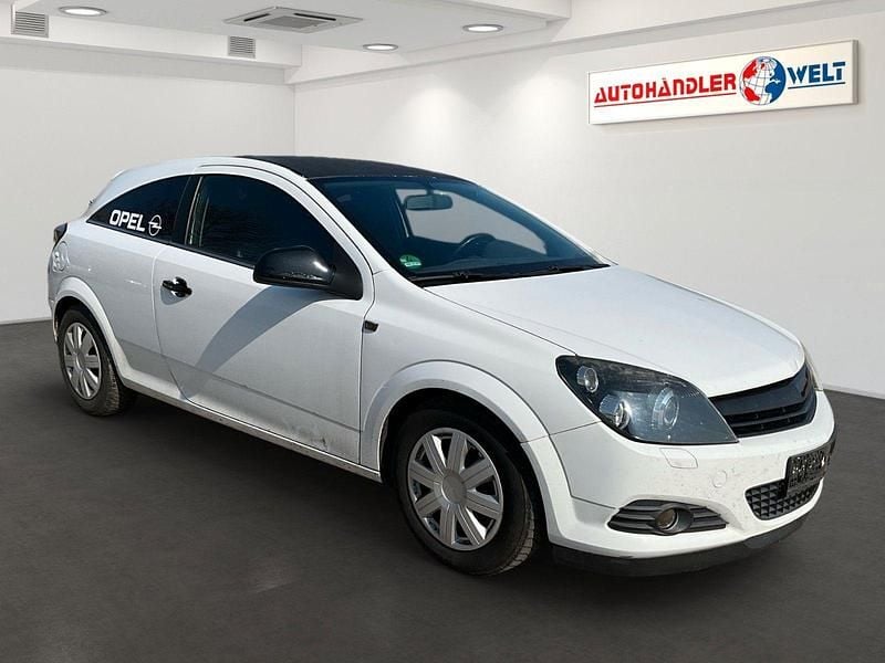 Gebraucht Opel Astra GTC Selection 90 PS (66 kW) 2009 Weiß Limousine
