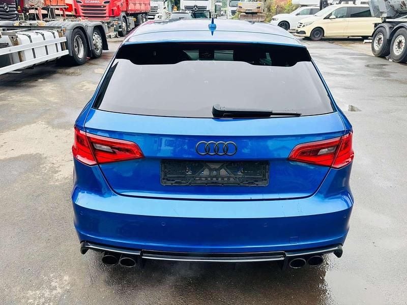 Gebraucht Audi S3 Sportback 400 PS (294 kW) 2015 Sepangblau Kleinwagen
