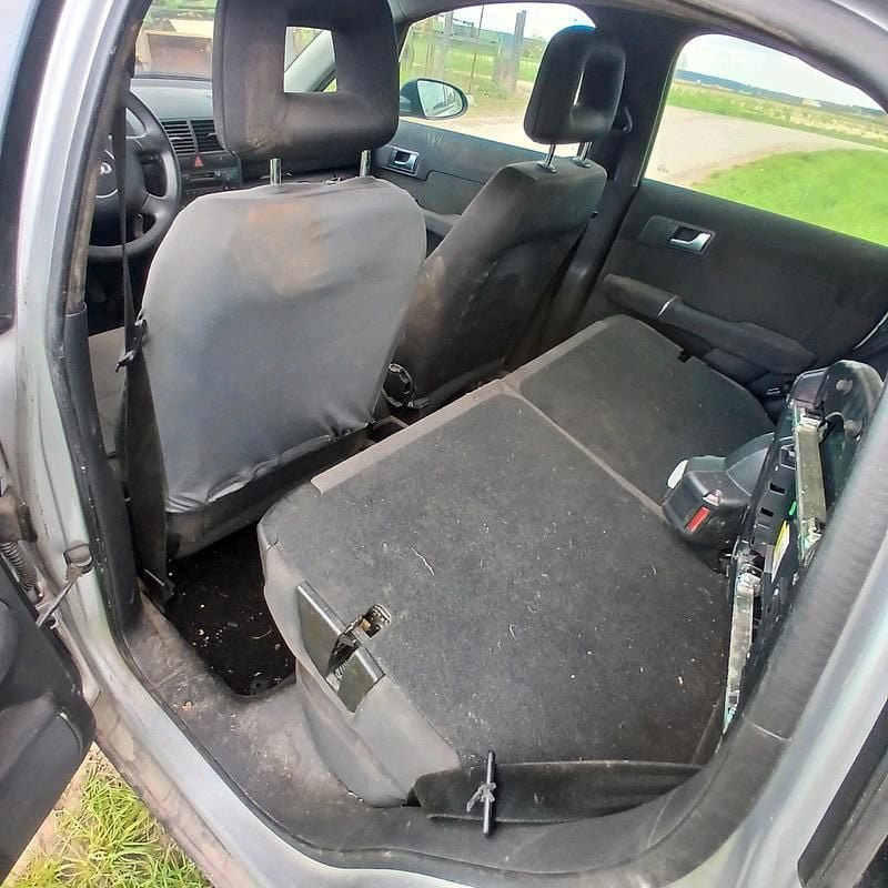 Usado Audi A2 75 HP (55 kW) 2001 Prateado Citadino