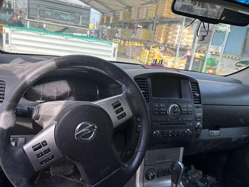 Gebraucht Nissan Navara 231 PS (169 kW) 2013 Weiß Pickup