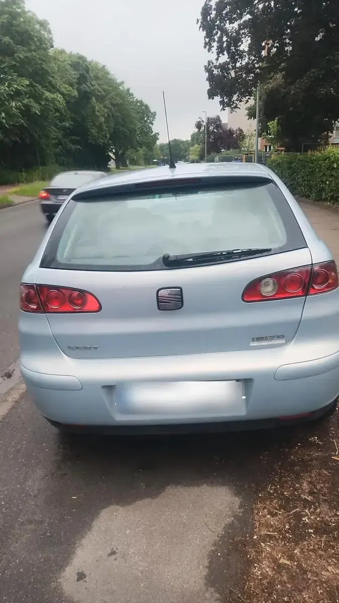 Gebraucht Seat Ibiza 75 PS (55 kW) 2002 Blau Kleinwagen