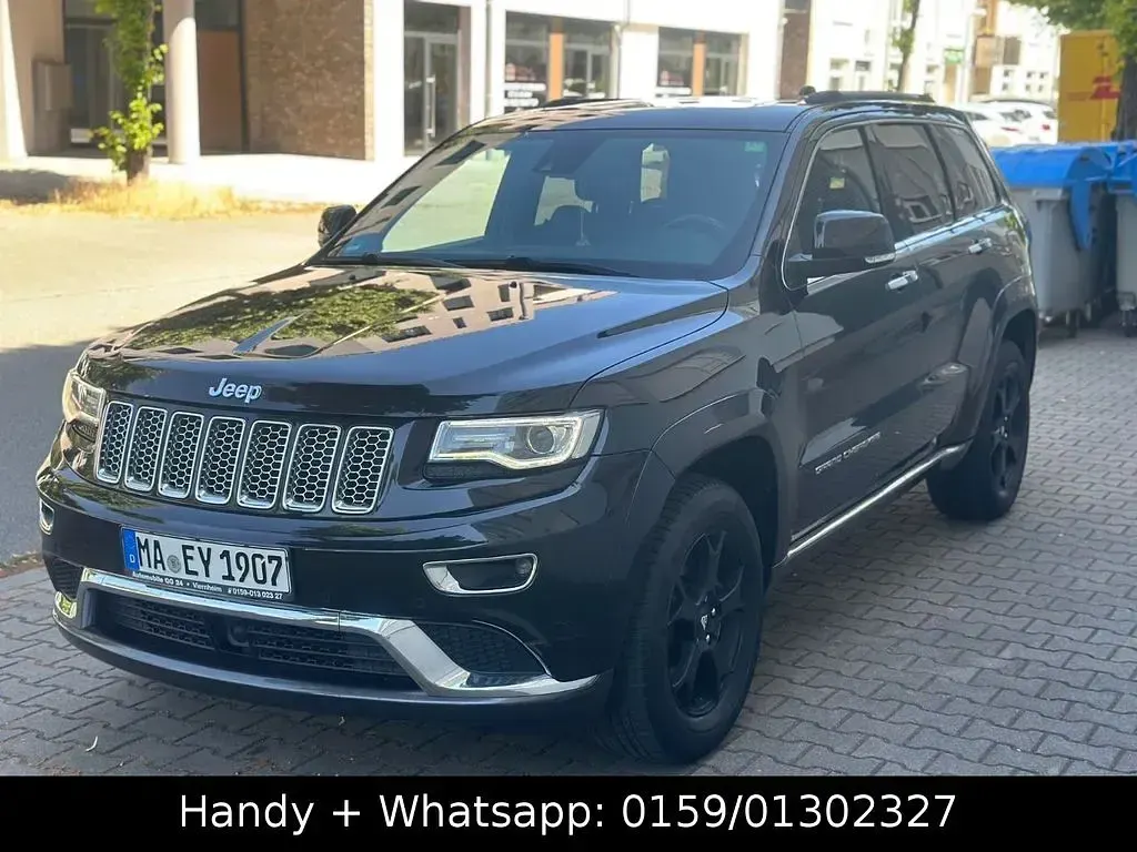 Gebraucht Jeep Grand Cherokee Summit 250 PS (183 kW) 2014 Brilliant black crystal pearl SUV