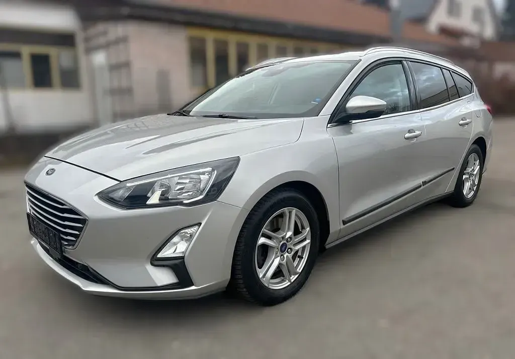 Second-hand Ford Focus Cool & Connect 120 CP (88 kW) 2020 Argintiu Berlinǎ